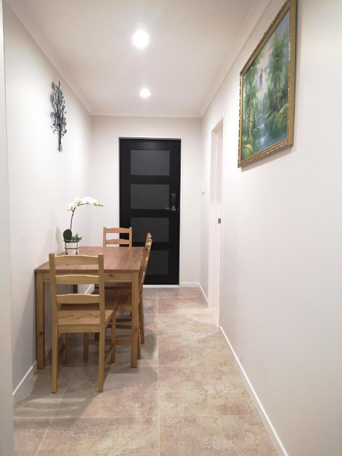 Orewa Lovely Cozy Home オークランド エクステリア 写真